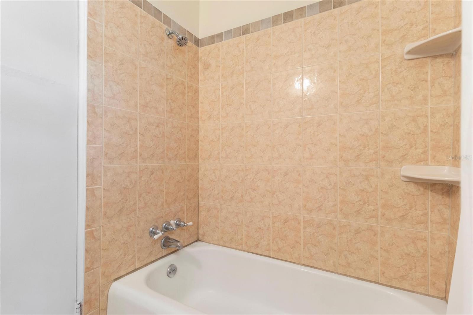 6415 SANDPIPER WAY S, ST PETERSBURG, FL, 33707
