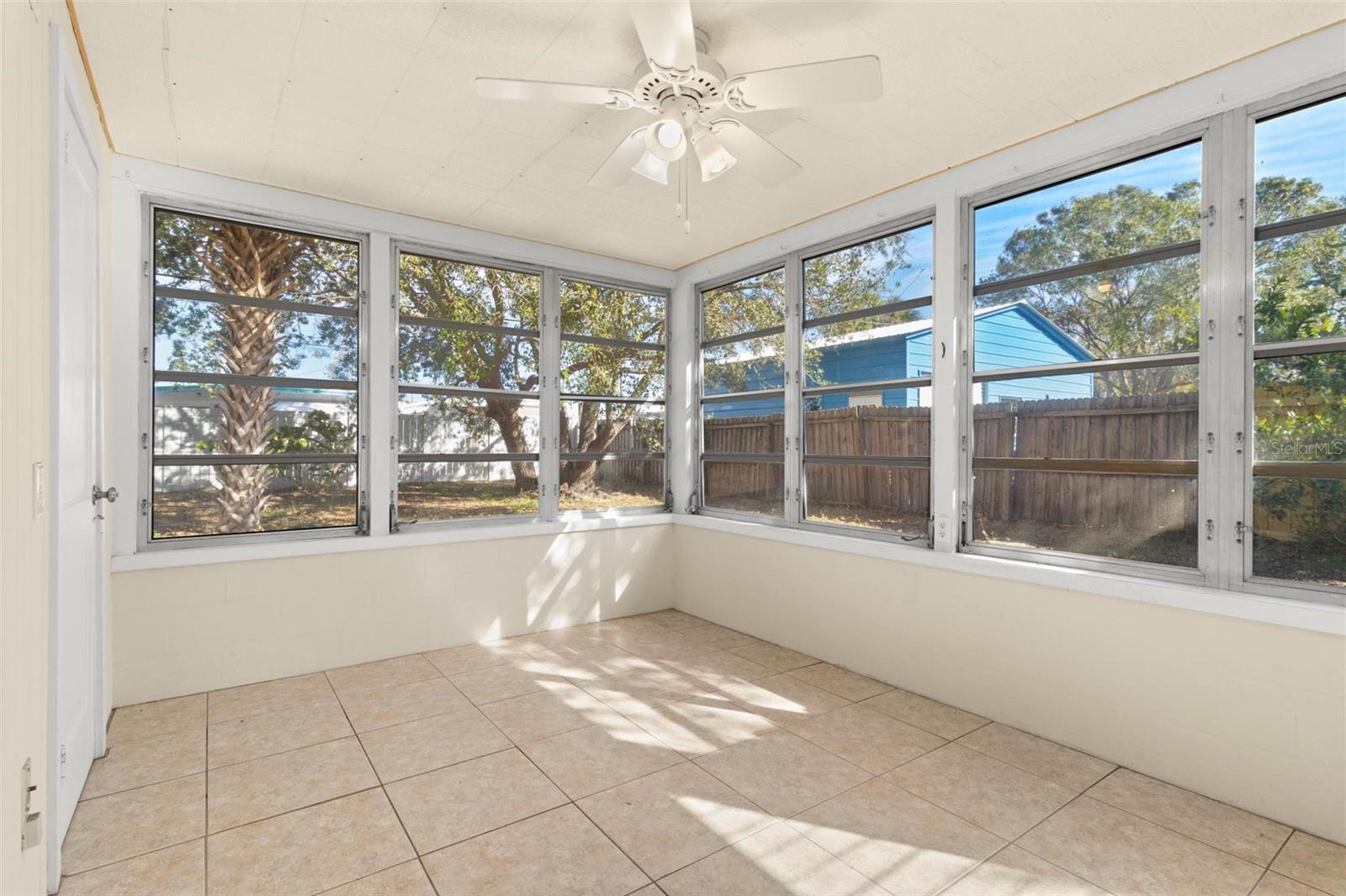 6415 SANDPIPER WAY S, ST PETERSBURG, FL, 33707
