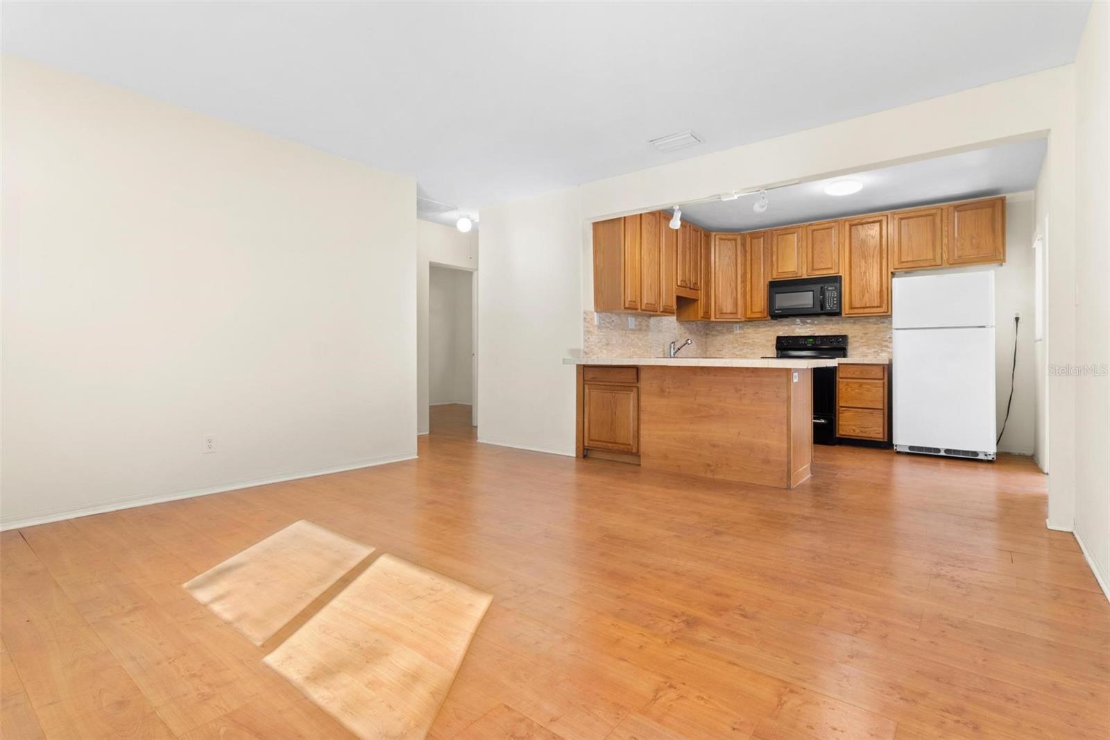 6415 SANDPIPER WAY S, ST PETERSBURG, FL, 33707