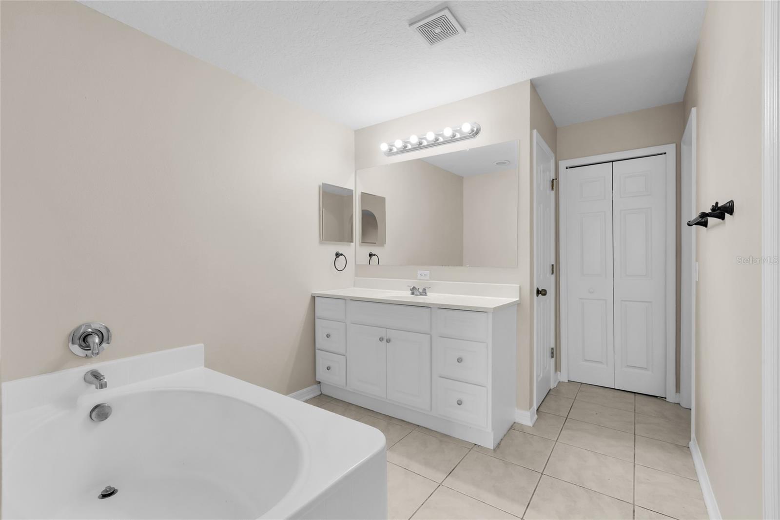 632 MONTE VISTA WAY, WINTER GARDEN, FL, 34787