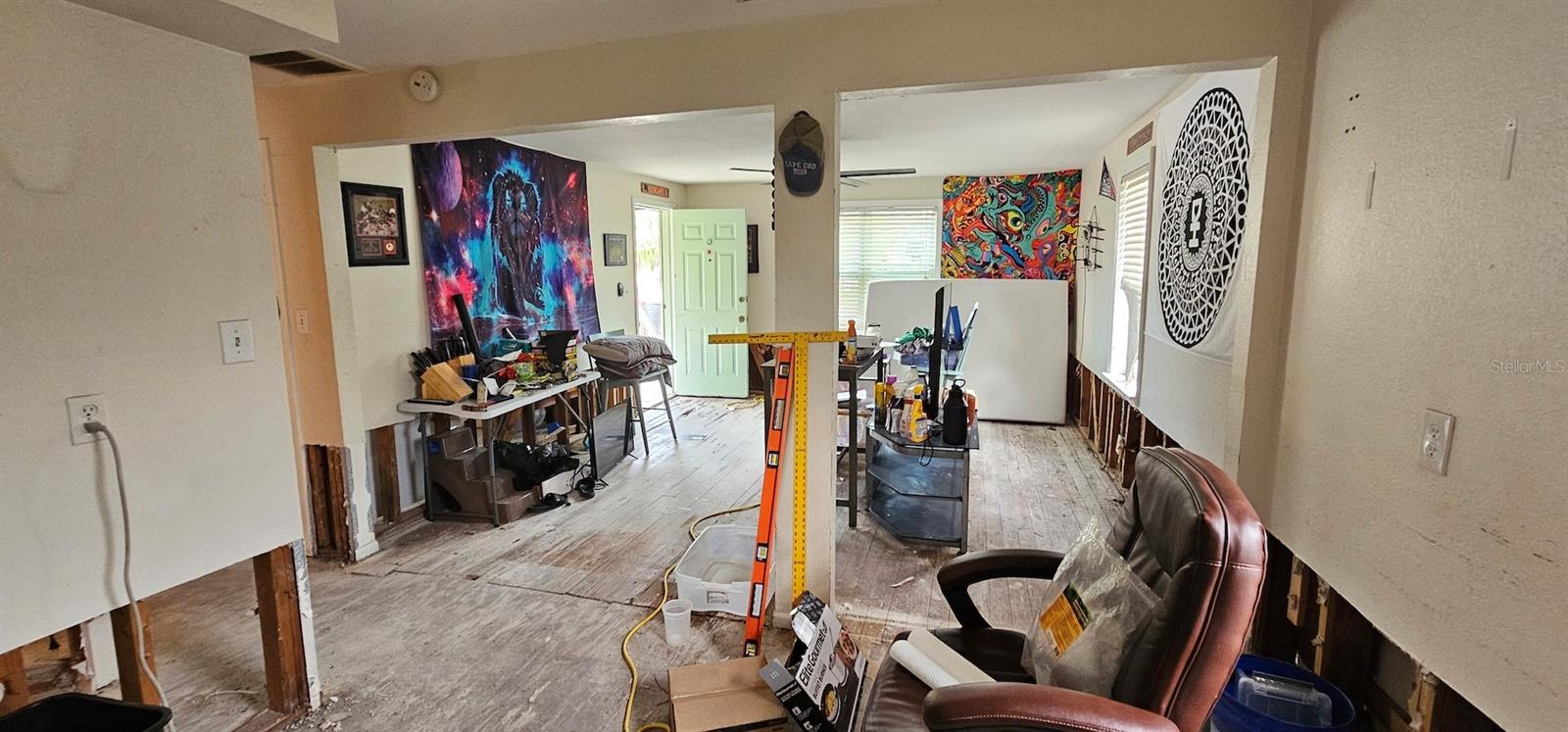 6404 PERSHING ST NE, ST PETERSBURG, FL, 33702
