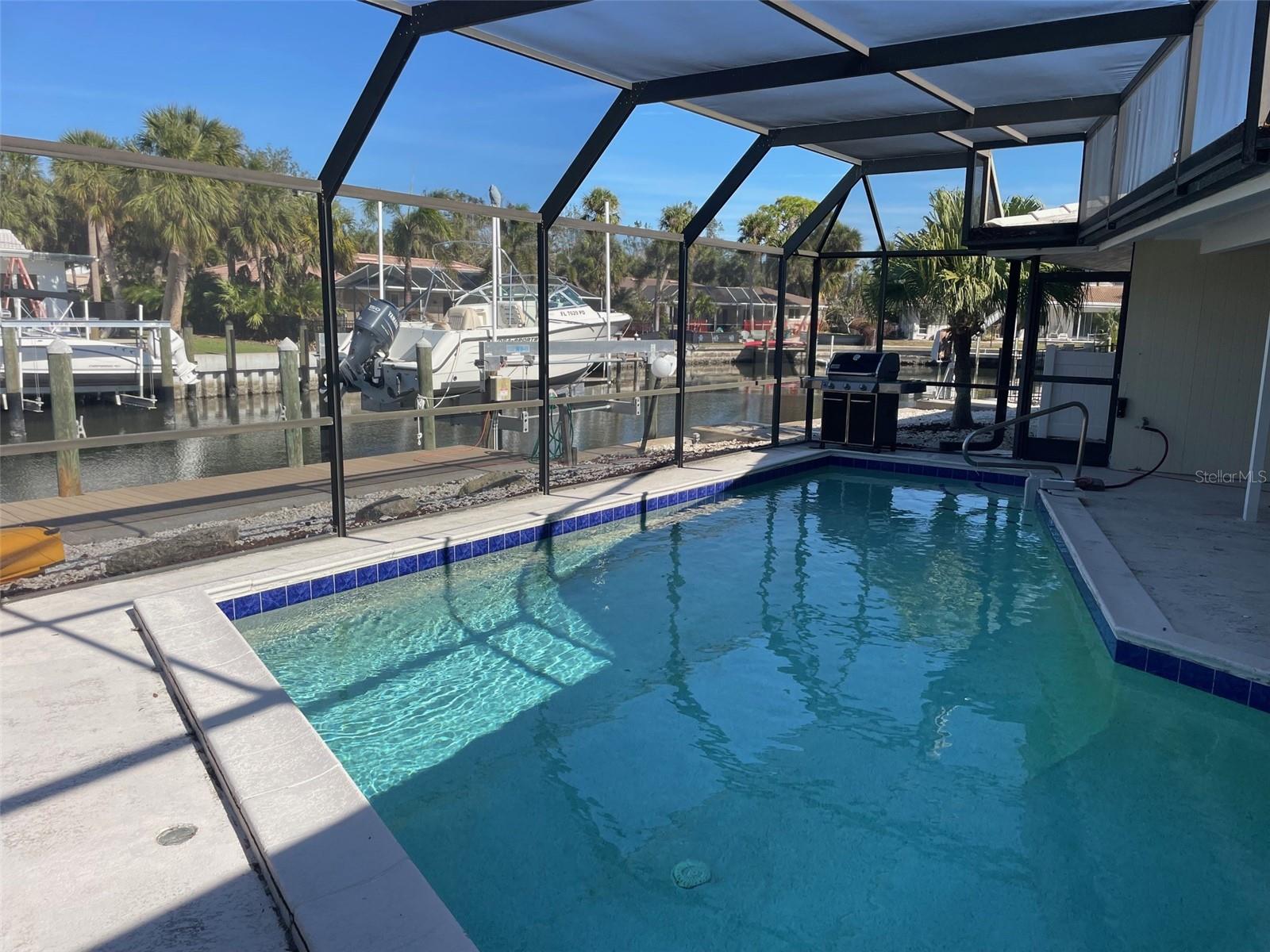 579 COMMONWEALTH LN, SARASOTA, FL, 34242