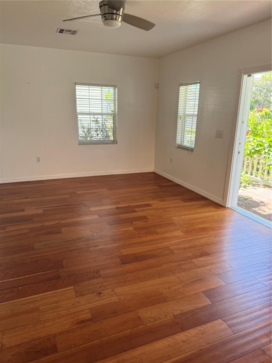 508 HOWARD CT, SARASOTA, FL, 34236