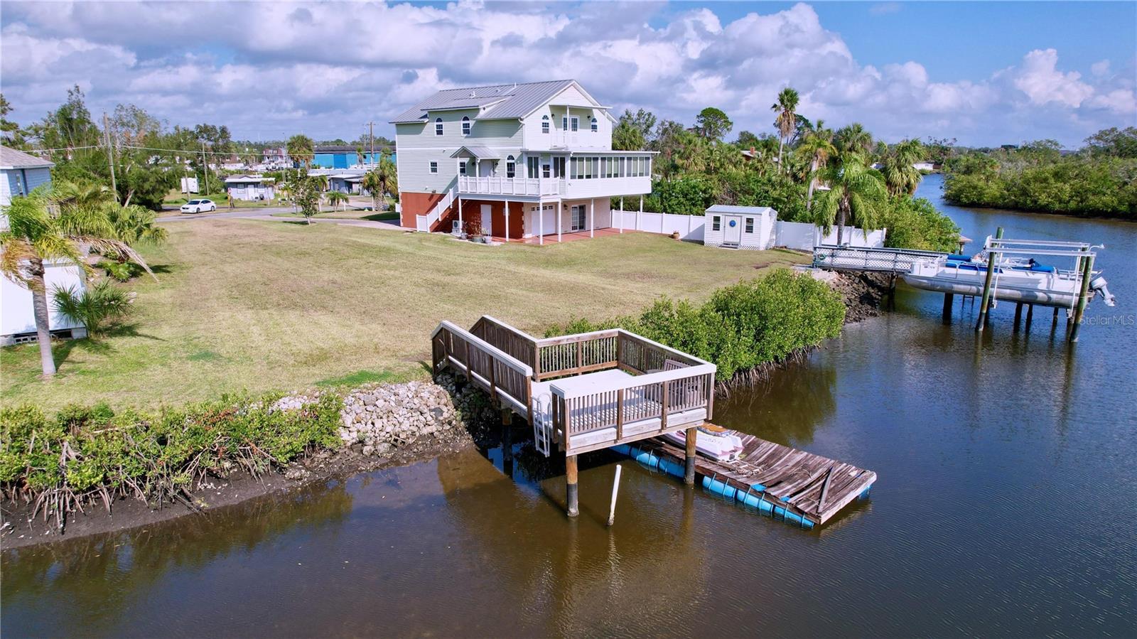 8934 ROCKY CREEK DR, TAMPA, FL, 33615