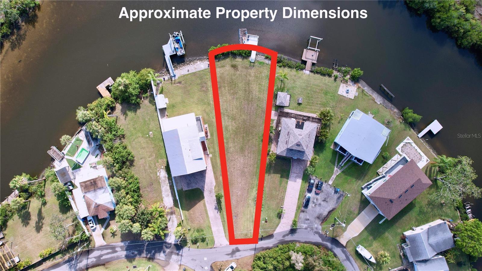 8934 ROCKY CREEK DR, TAMPA, FL, 33615