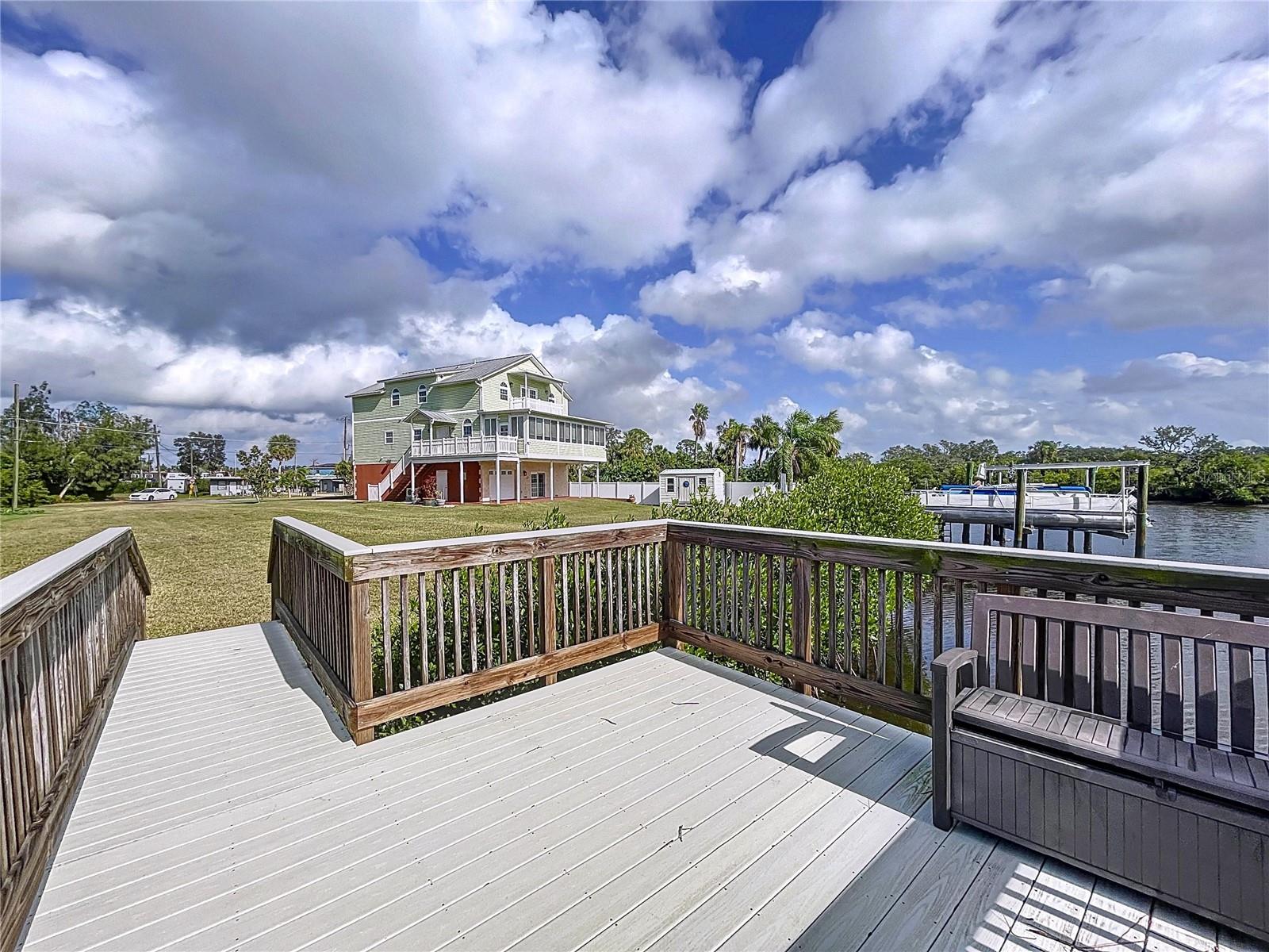 8934 ROCKY CREEK DR, TAMPA, FL, 33615