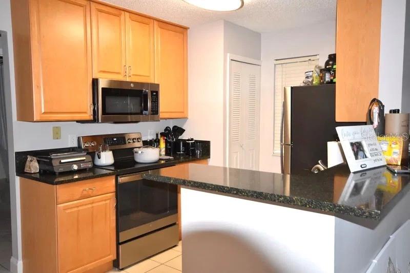 948 BIRD BAY CT #100, LAKE MARY, FL, 32746