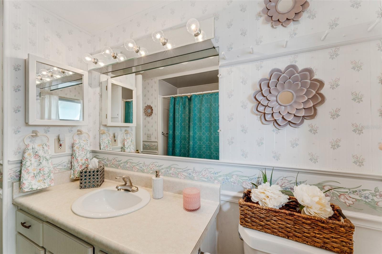 585 SKY HARBOR DR #312, CLEARWATER, FL, 33759