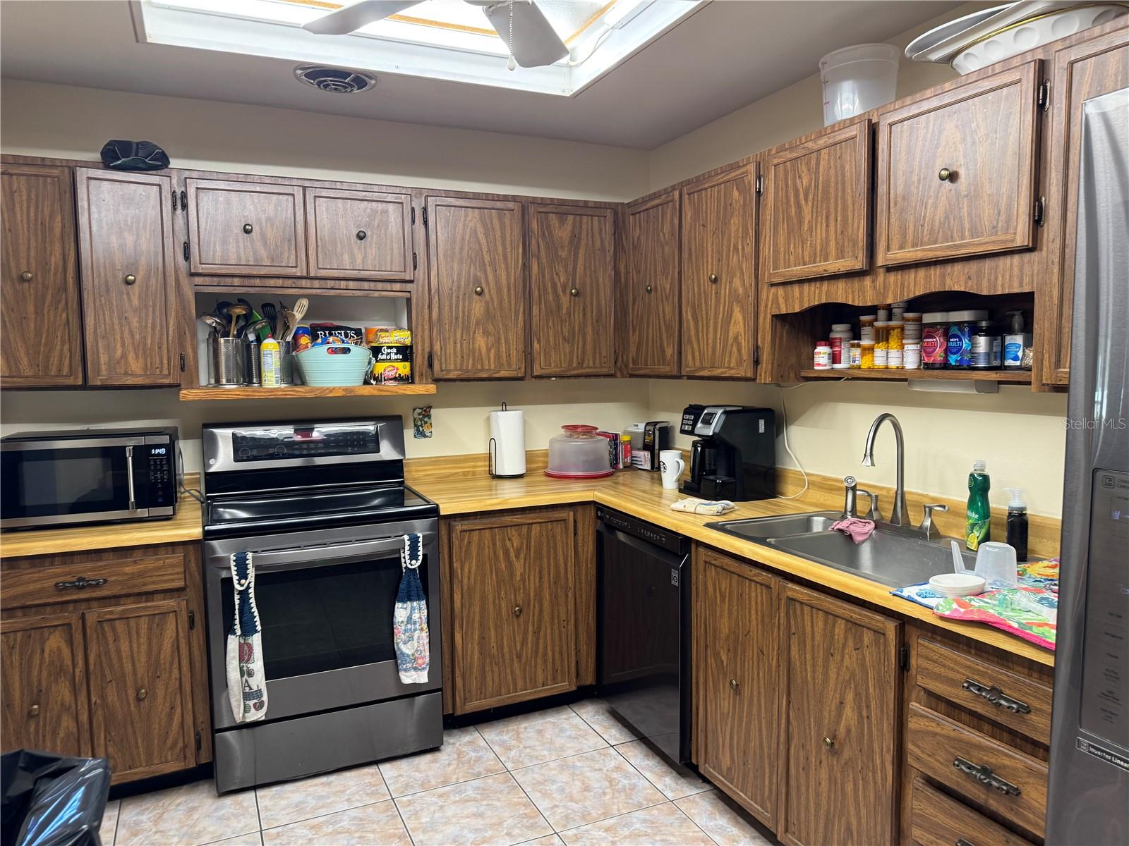 2103 MAGUIRE AVE, SPRING HILL, FL, 34608