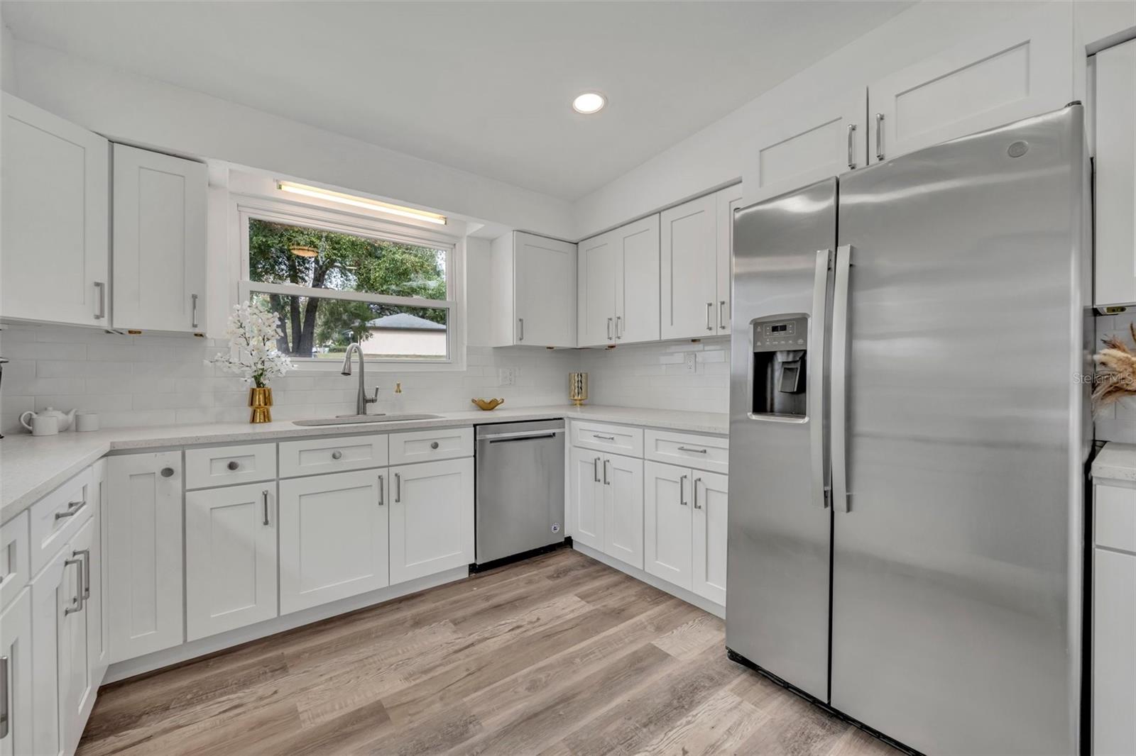 6424 SLEEPY HOLLOW DR, ORLANDO, FL, 32810