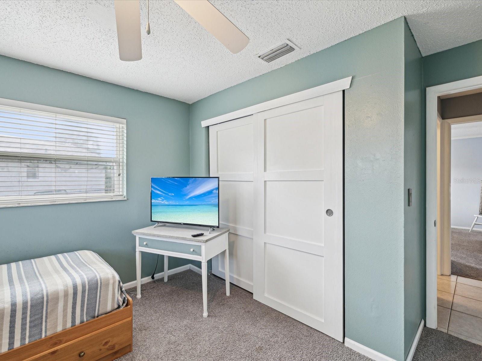 1611 BROOK DR, DUNEDIN, FL, 34698