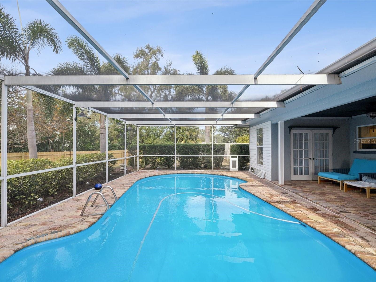 1611 BROOK DR, DUNEDIN, FL, 34698