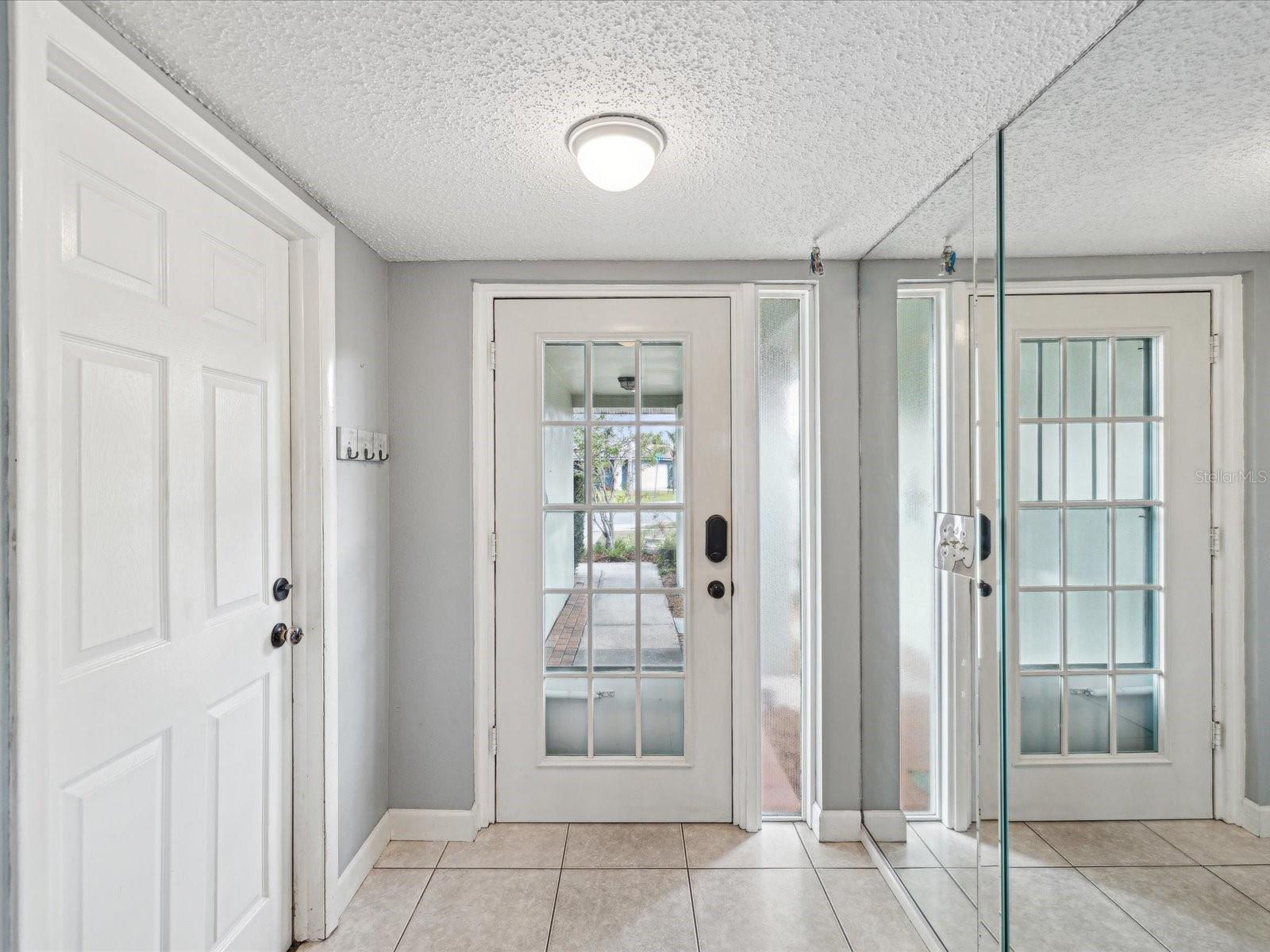 1611 BROOK DR, DUNEDIN, FL, 34698