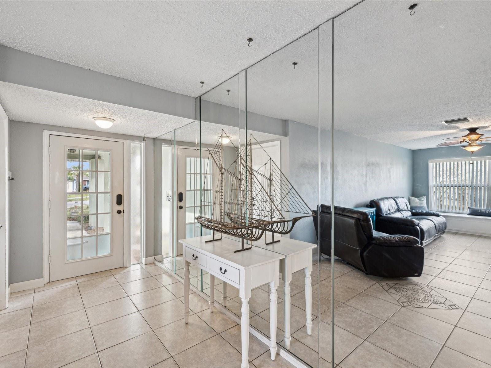 1611 BROOK DR, DUNEDIN, FL, 34698
