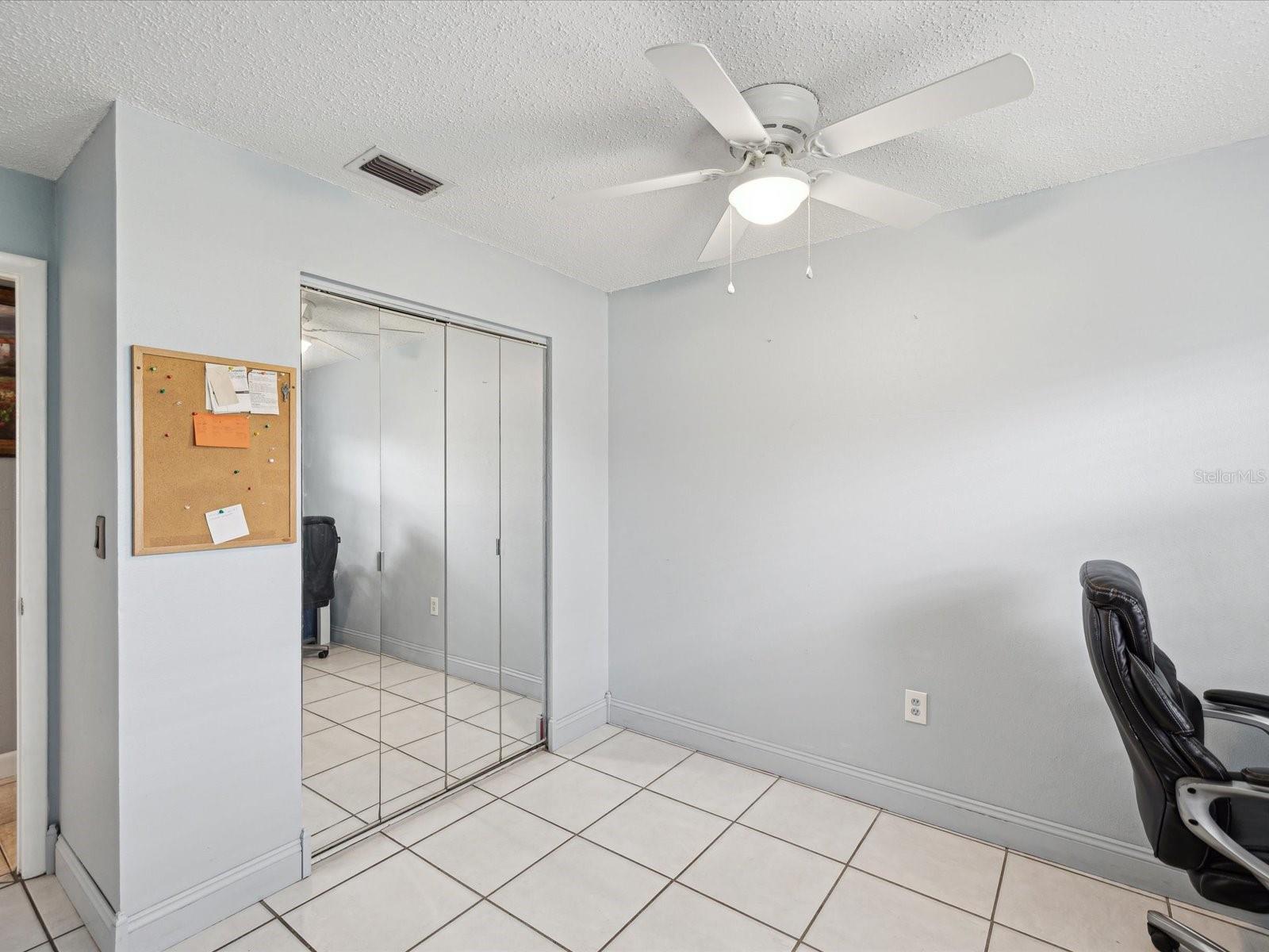 1611 BROOK DR, DUNEDIN, FL, 34698