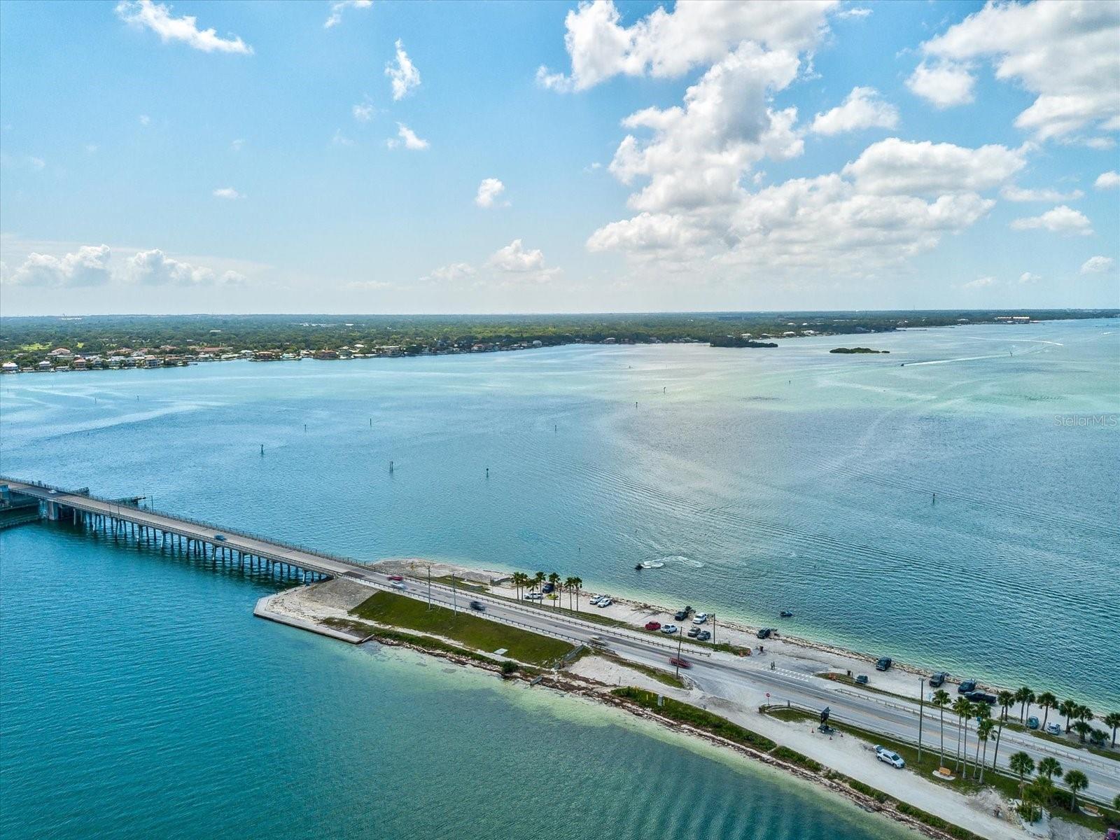 1611 BROOK DR, DUNEDIN, FL, 34698