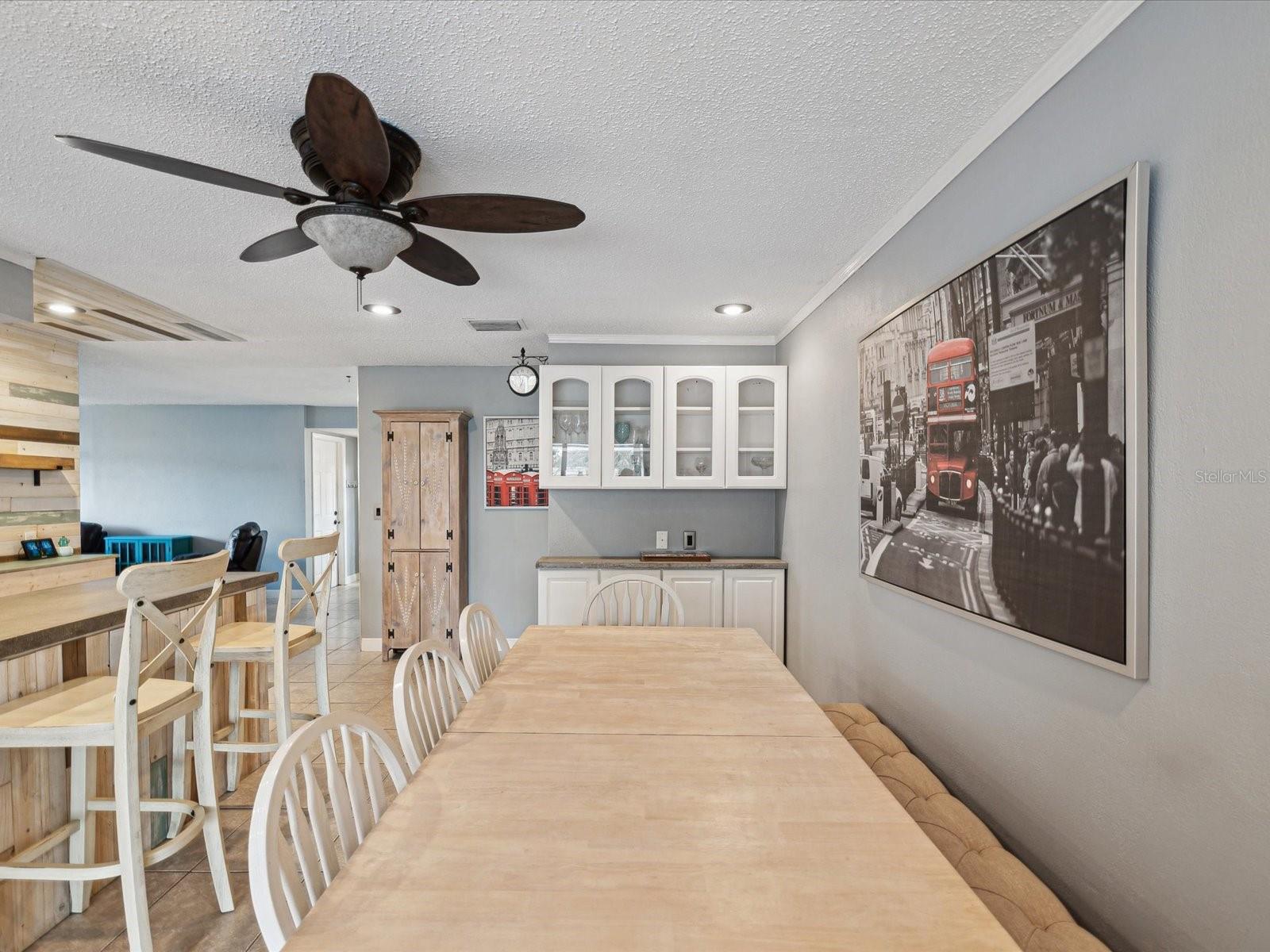1611 BROOK DR, DUNEDIN, FL, 34698