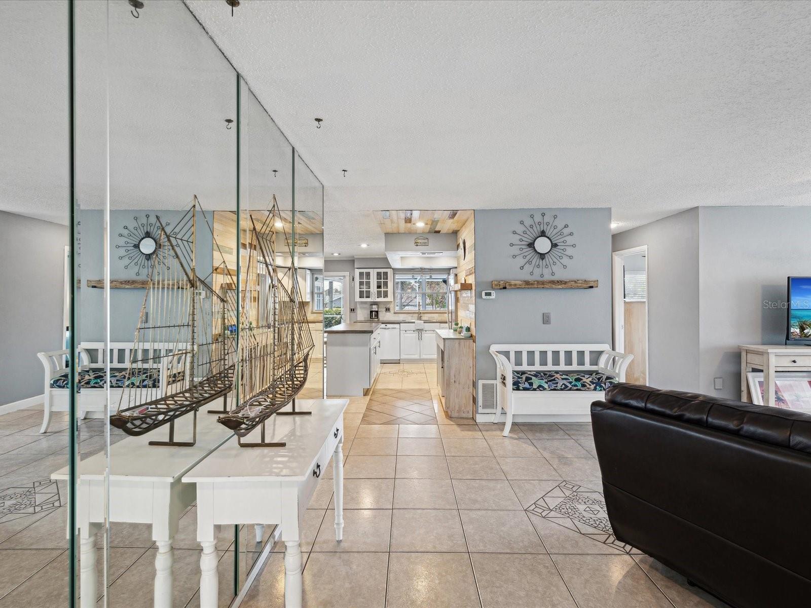 1611 BROOK DR, DUNEDIN, FL, 34698