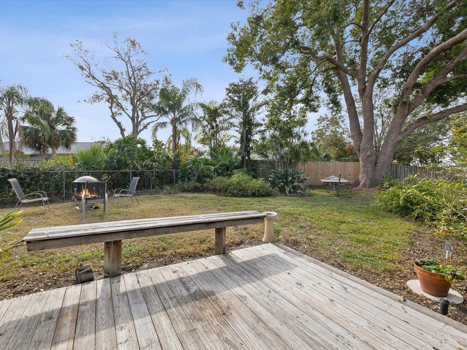 1611 BROOK DR, DUNEDIN, FL, 34698