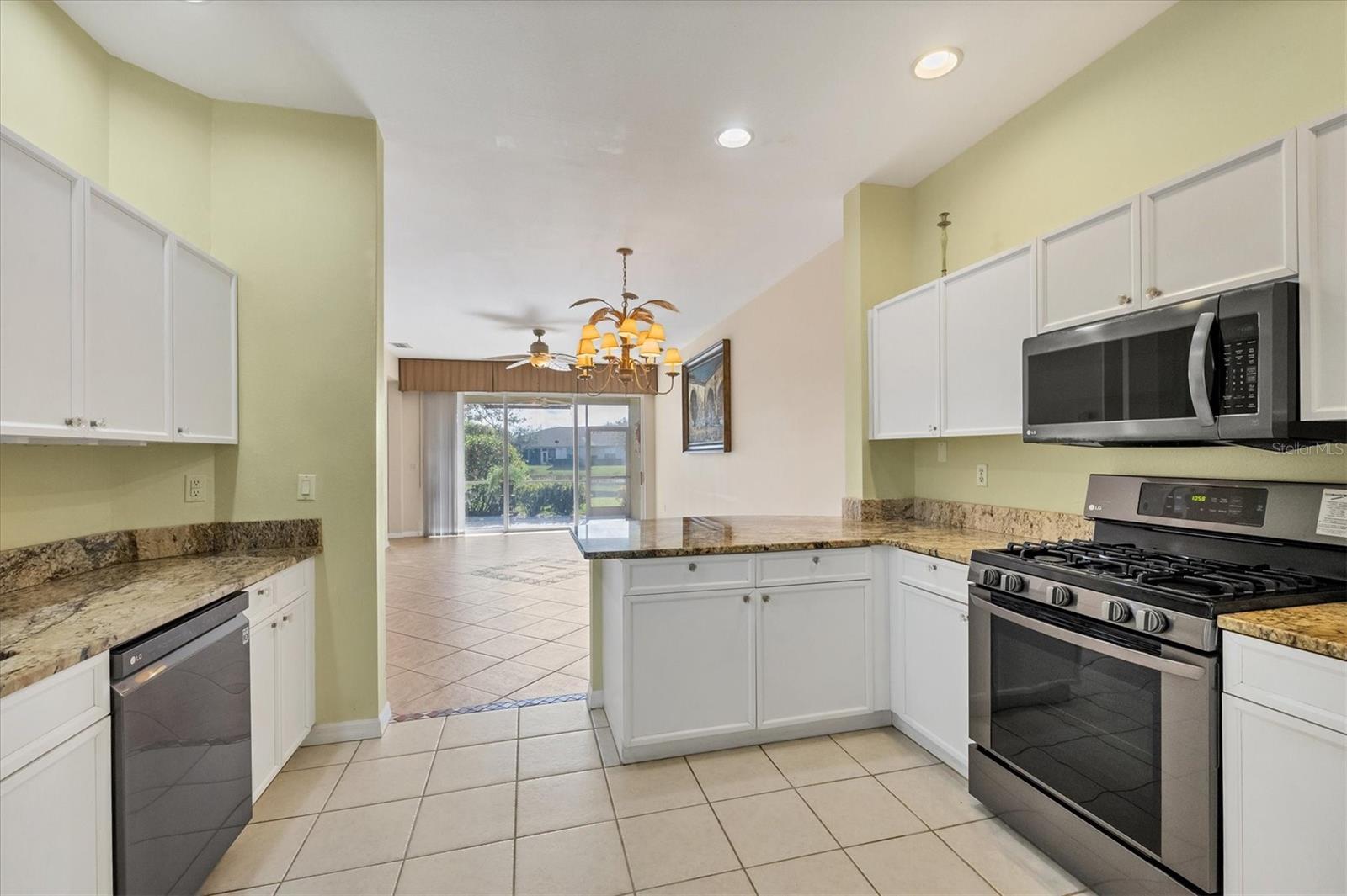 2485 MAGNOLIA CIR, NORTH PORT, FL, 34289