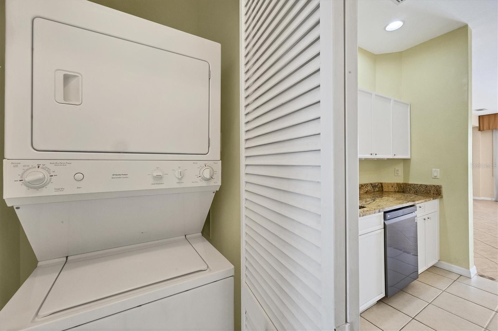 2485 MAGNOLIA CIR, NORTH PORT, FL, 34289