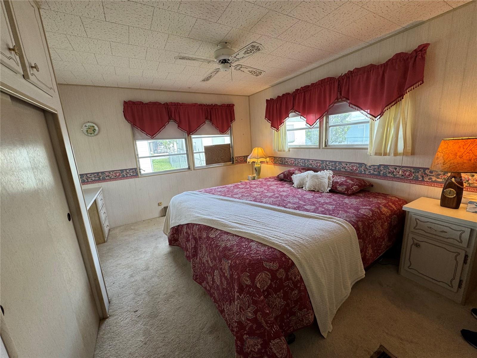 N6136184 Property Photo