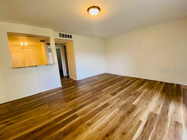 3840 N LAKE DR #125, TAMPA, FL, 33614