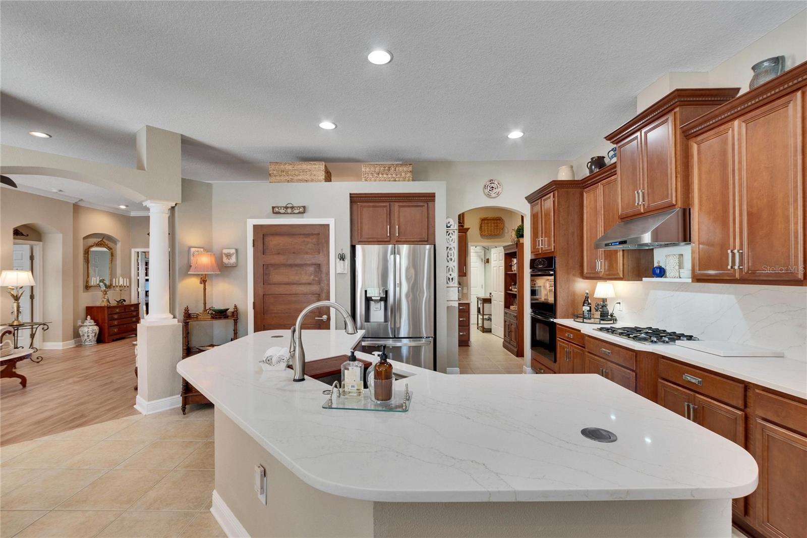 5006 TARI STREAM WAY, BRANDON, FL, 33511