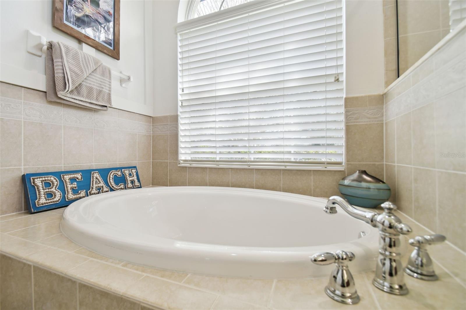 9202 EVERWOOD CT, TAMPA, FL, 33647