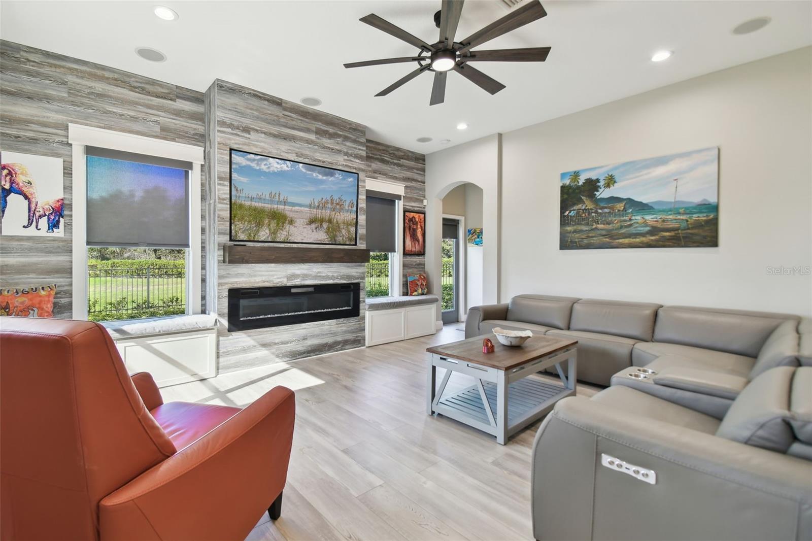 9202 EVERWOOD CT, TAMPA, FL, 33647