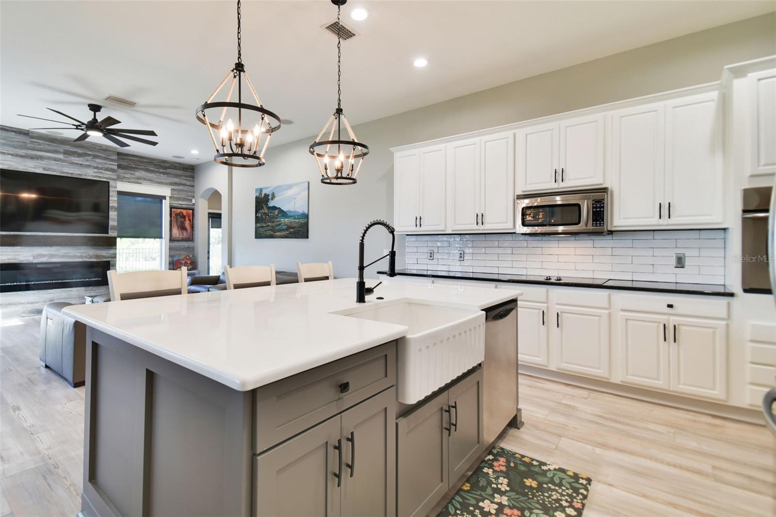 9202 EVERWOOD CT, TAMPA, FL, 33647