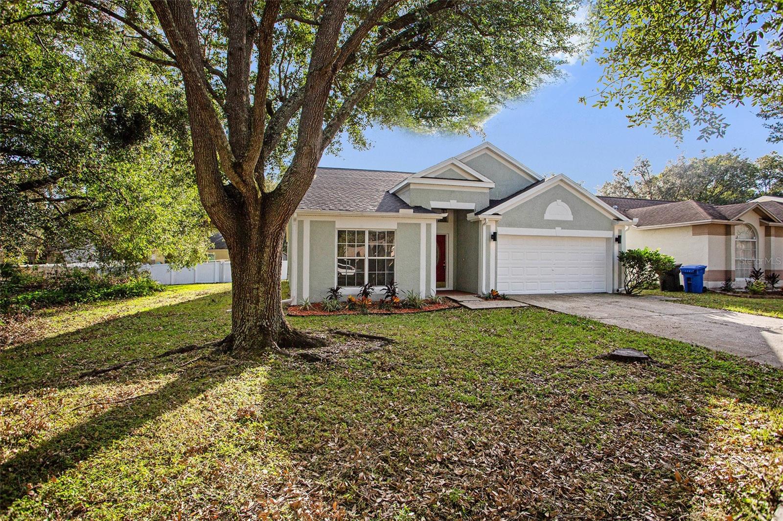 7511 SAVANNAH LN, TAMPA, FL, 33637