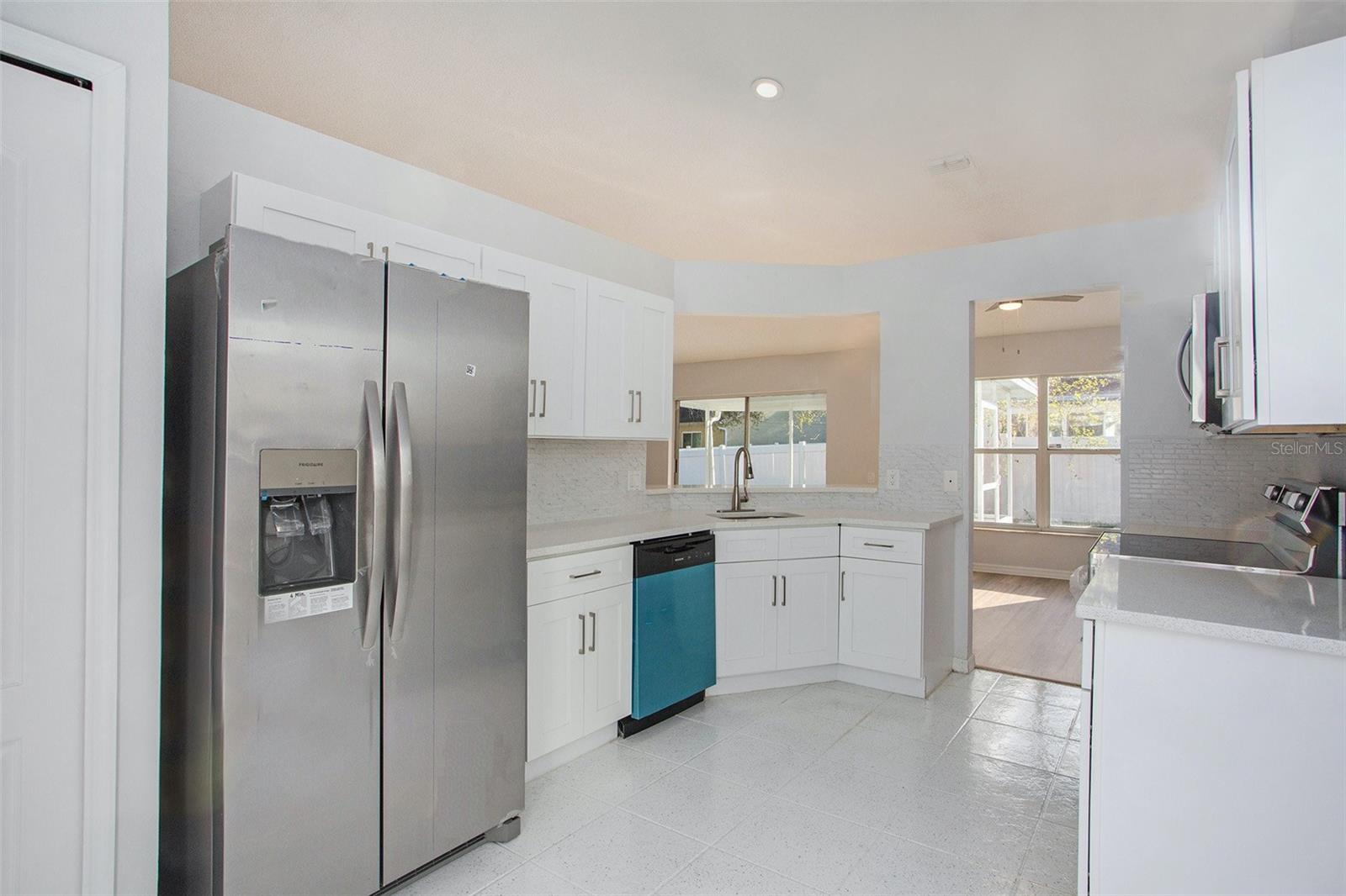 7511 SAVANNAH LN, TAMPA, FL, 33637