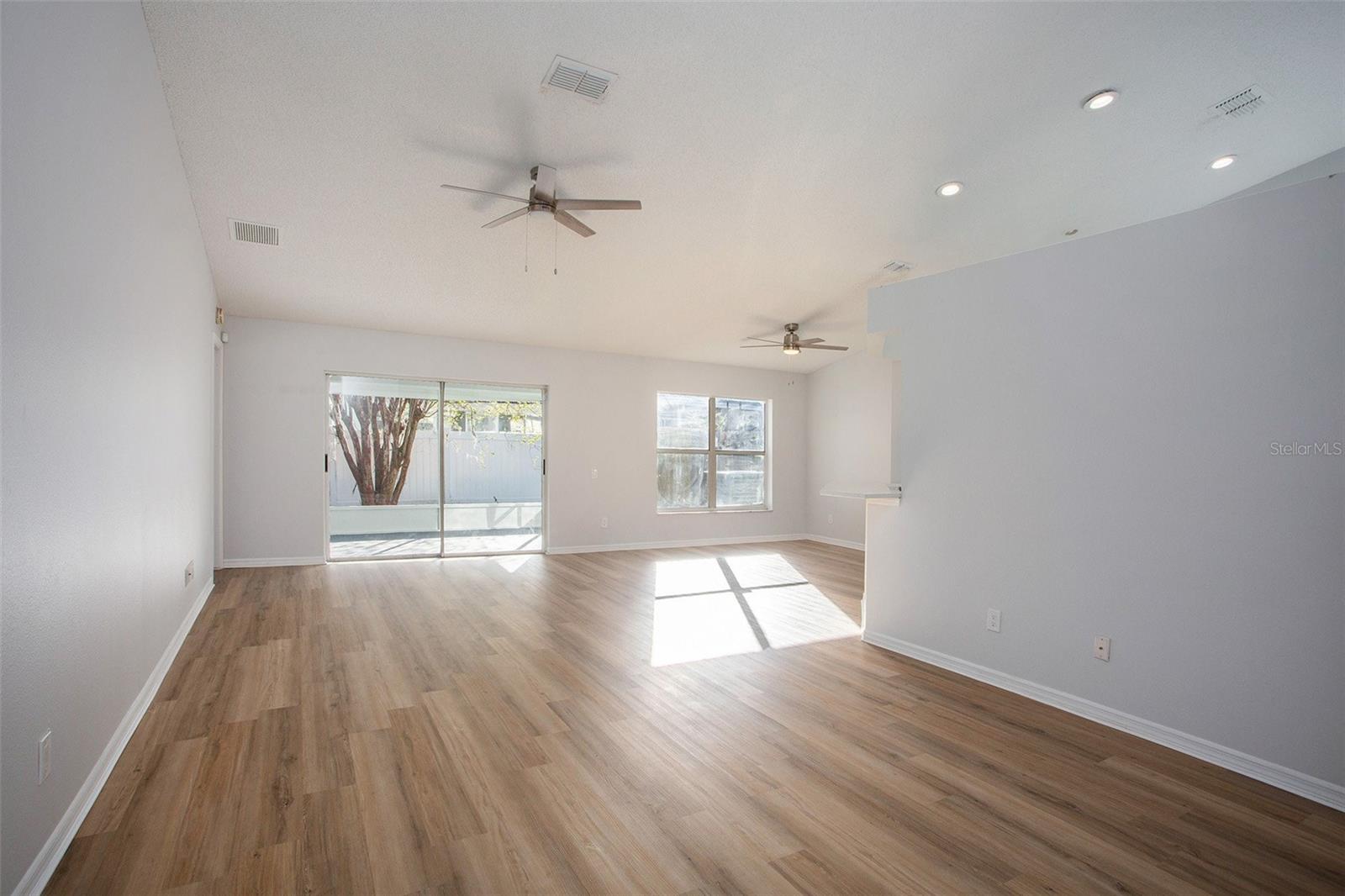 7511 SAVANNAH LN, TAMPA, FL, 33637