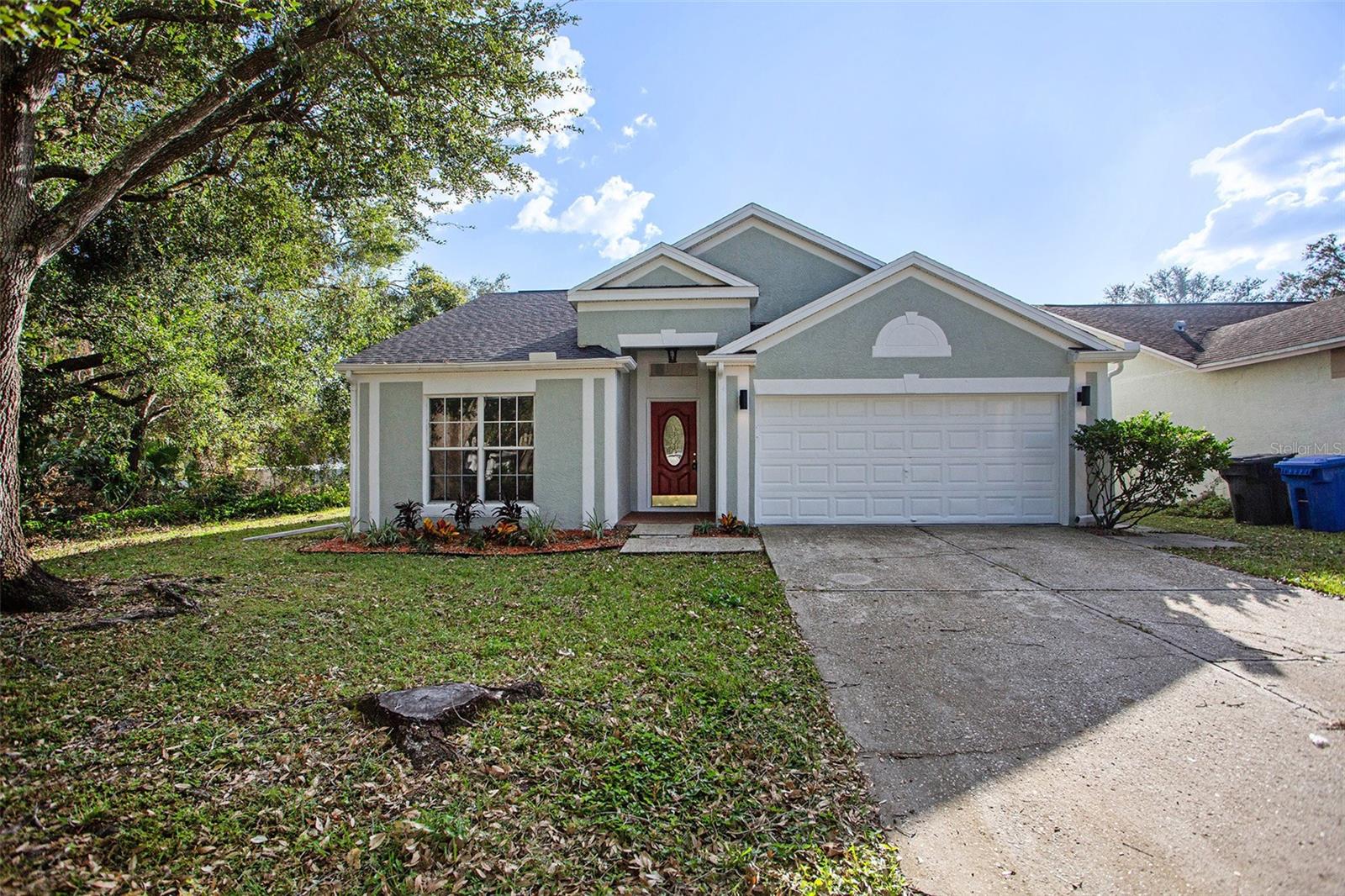 7511 SAVANNAH LN, TAMPA, FL, 33637