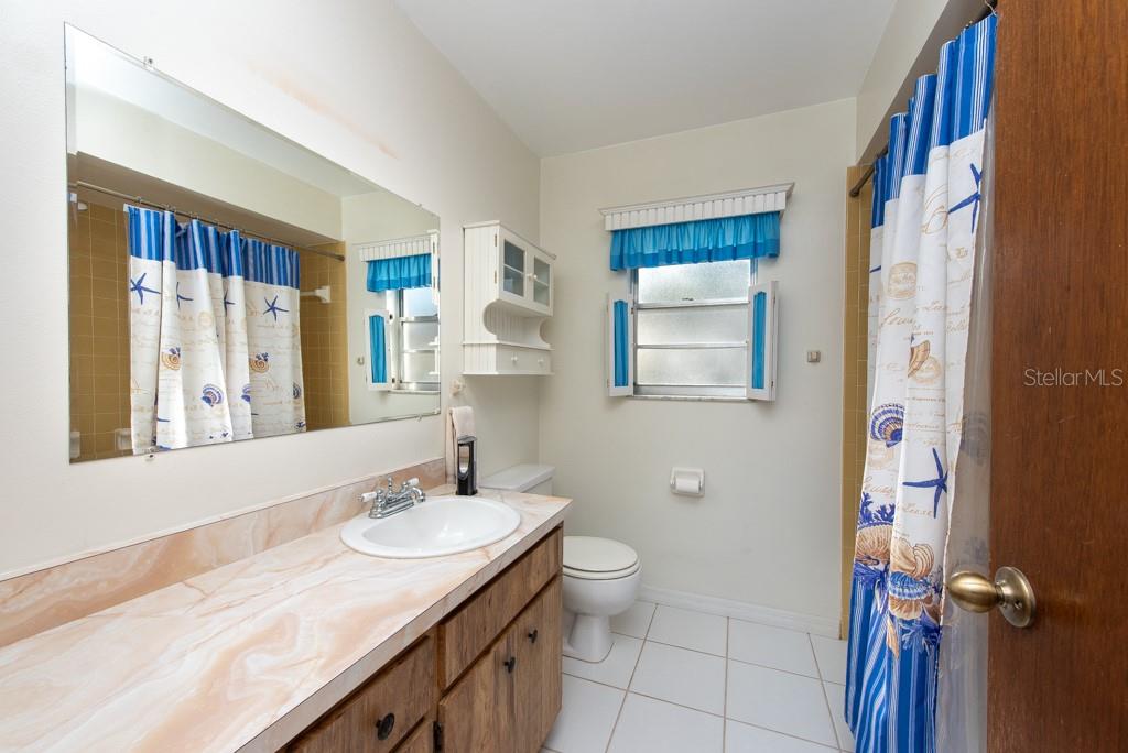 2203 TAIL FEATHER CT, LUTZ, FL, 33549