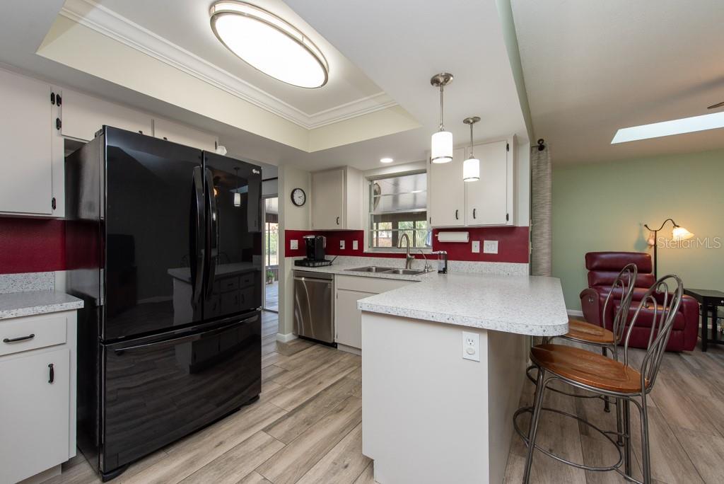 2203 TAIL FEATHER CT, LUTZ, FL, 33549