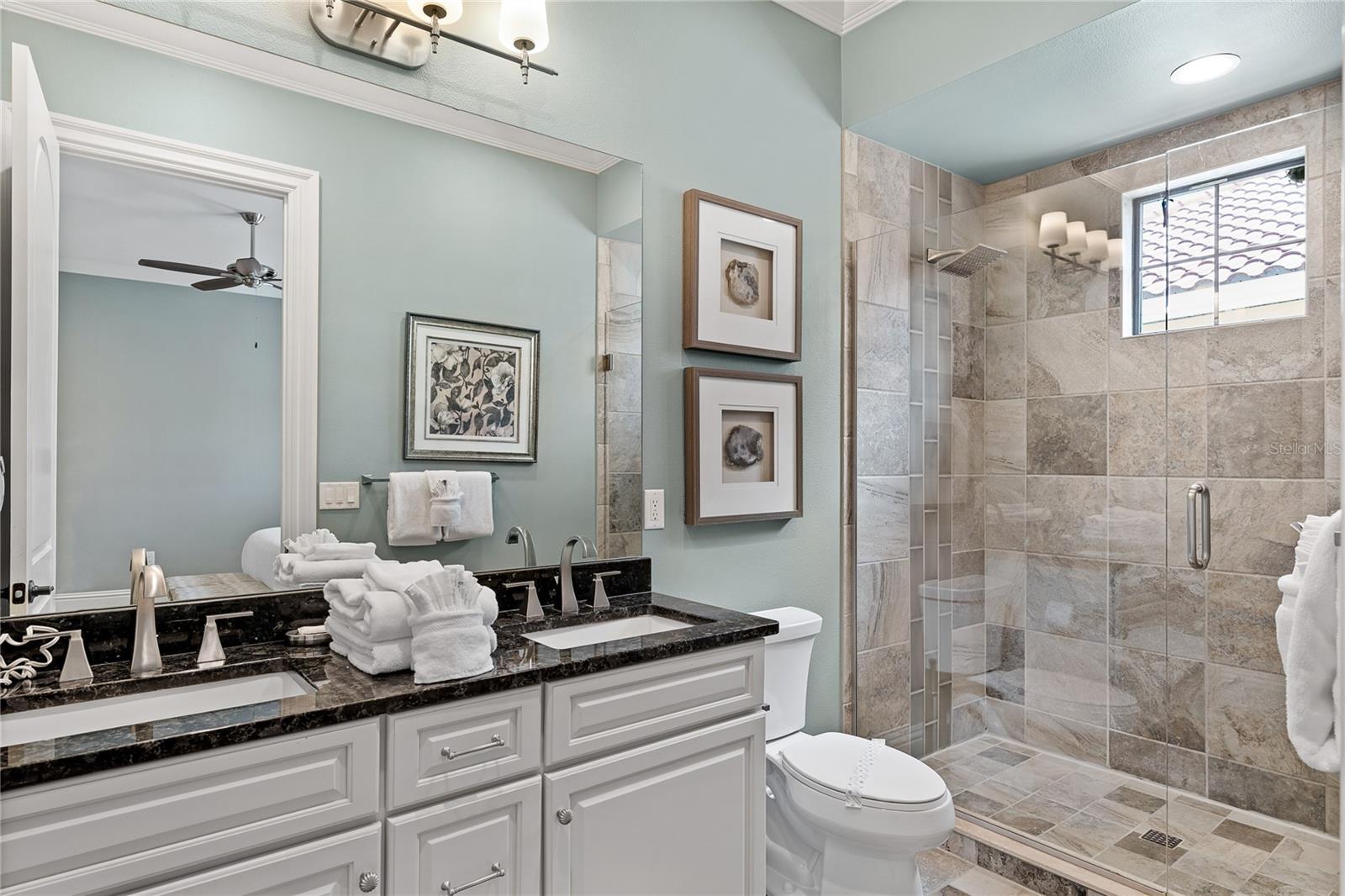 O6268340 Property Photo