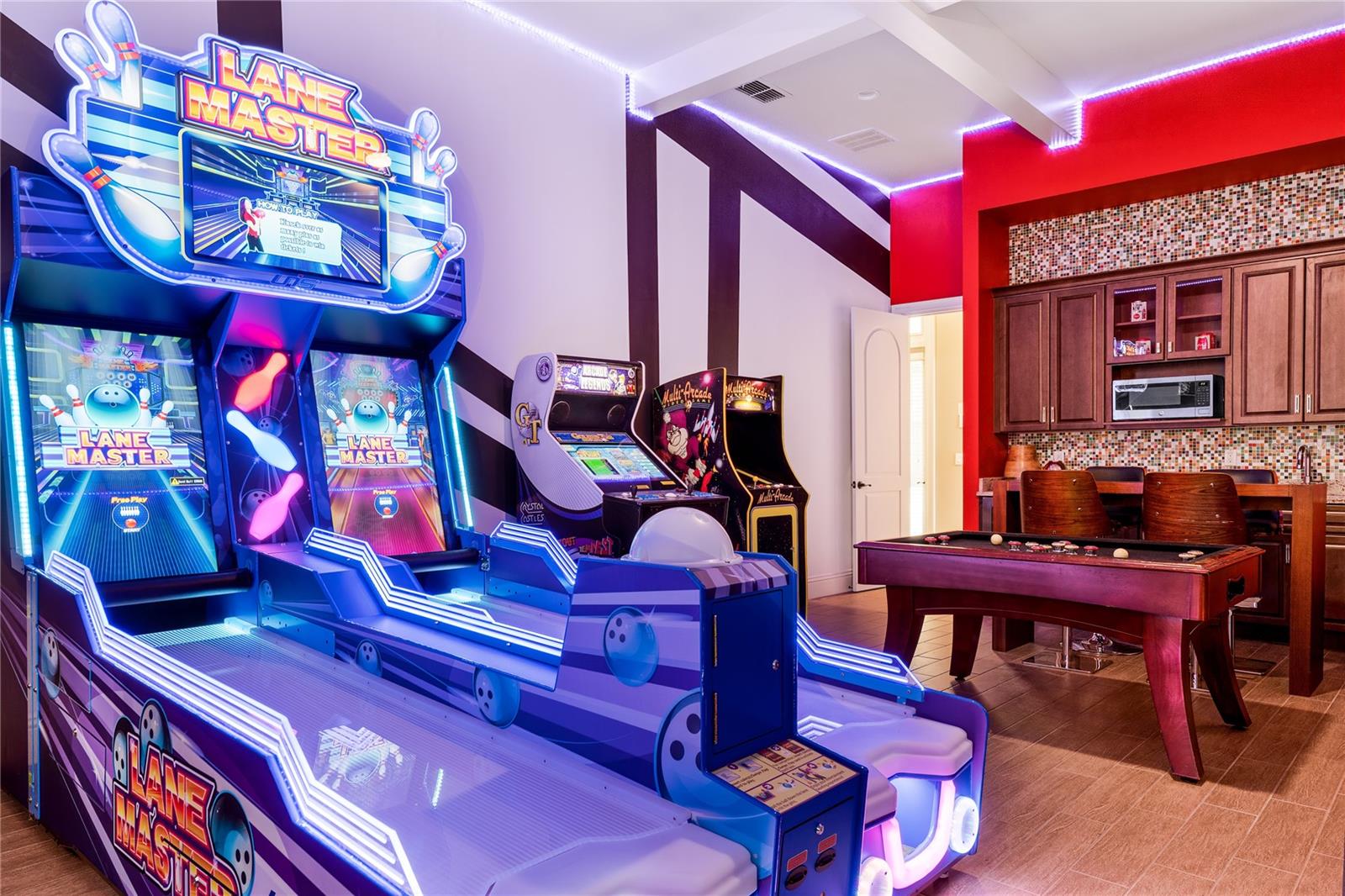 O6268340 Property Photo