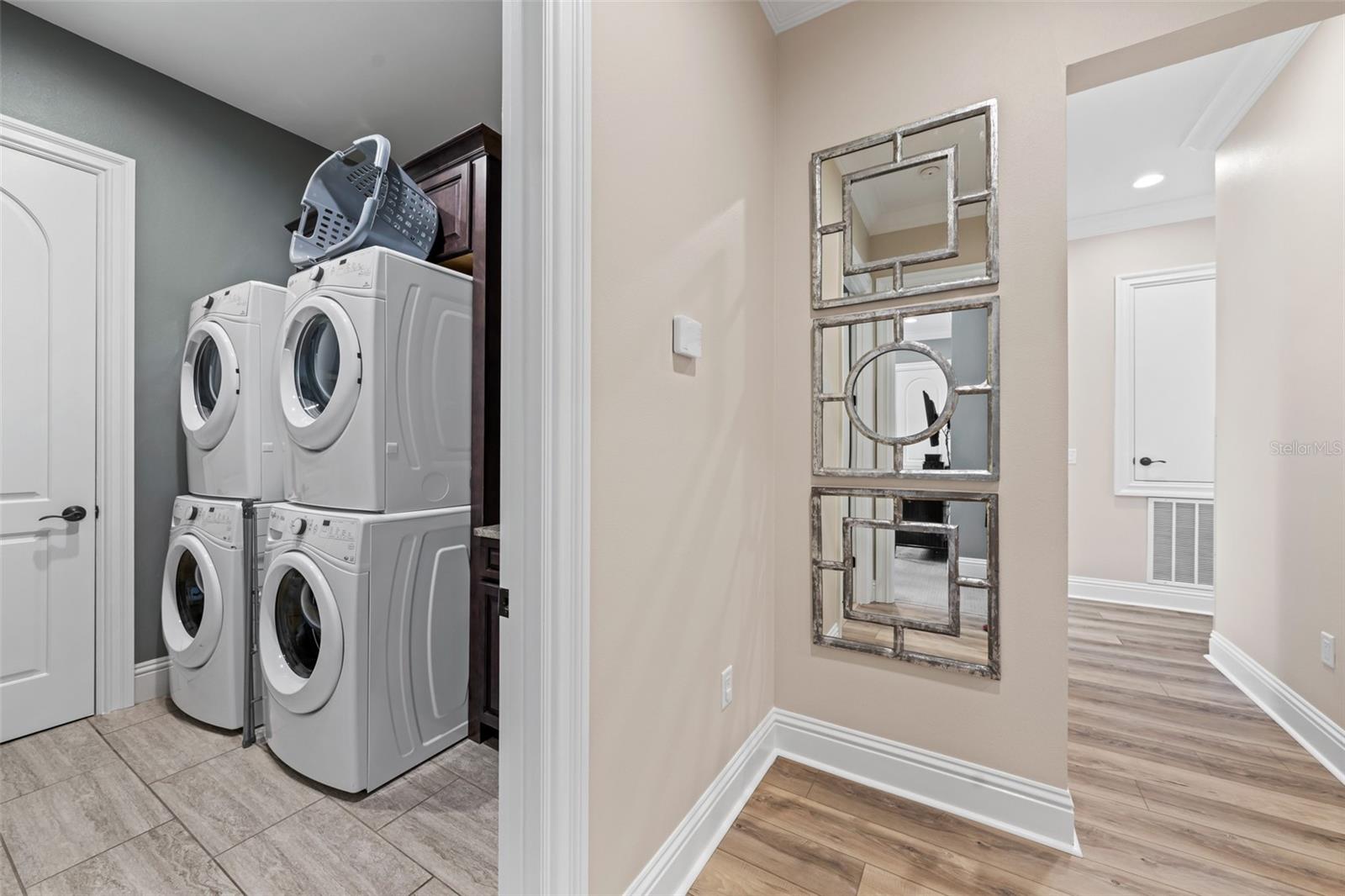 O6268340 Property Photo