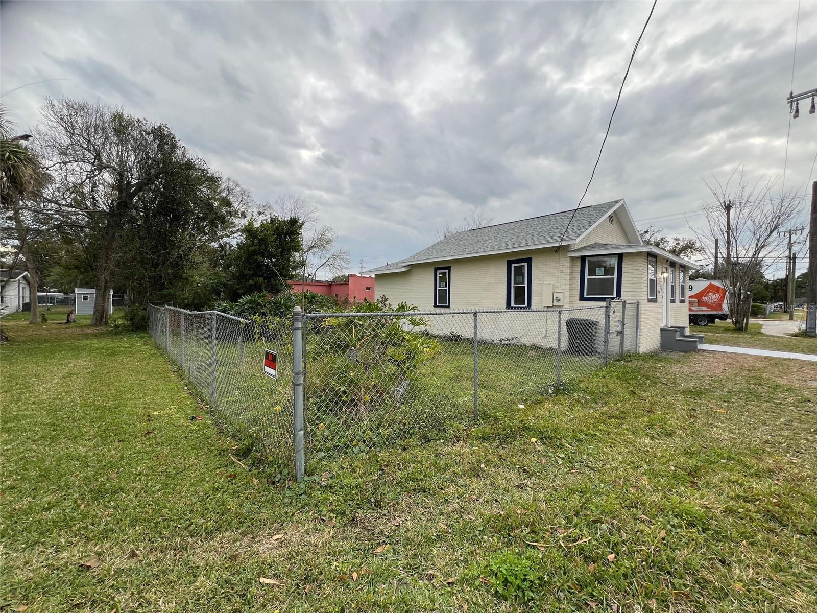 569 LOOMIS AVE, DAYTONA BEACH, FL, 32114