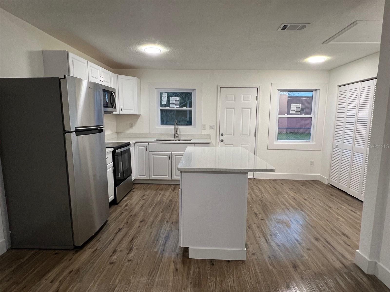 569 LOOMIS AVE, DAYTONA BEACH, FL, 32114
