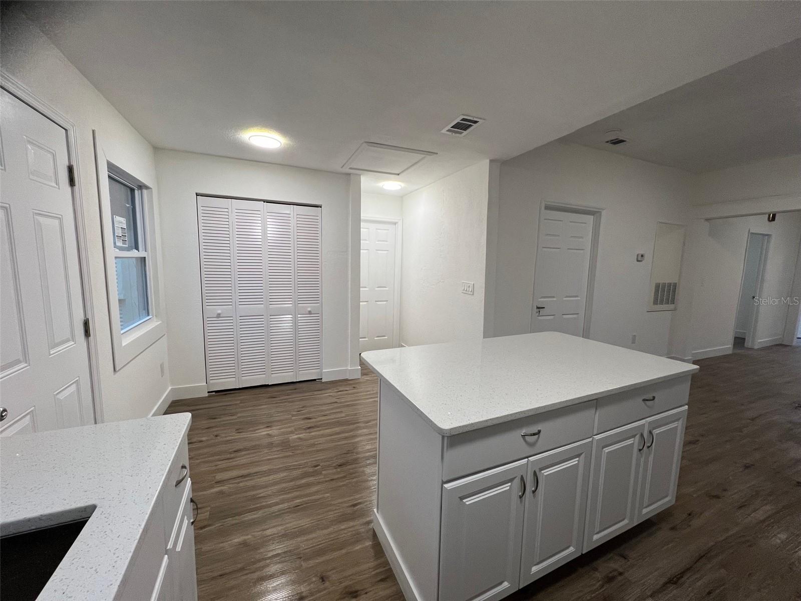 569 LOOMIS AVE, DAYTONA BEACH, FL, 32114