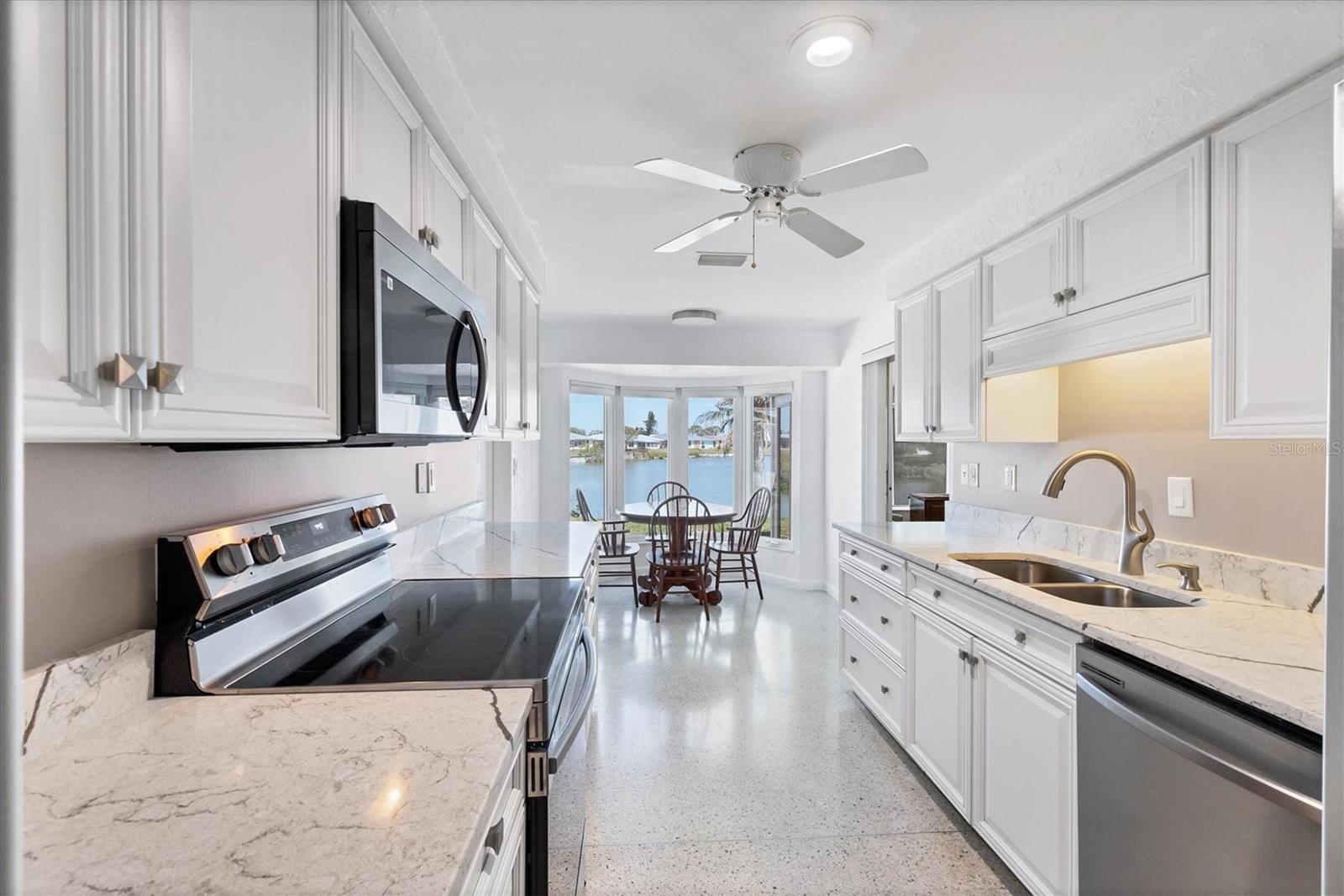 2271 SANDLEWOOD DR, VENICE, FL, 34293