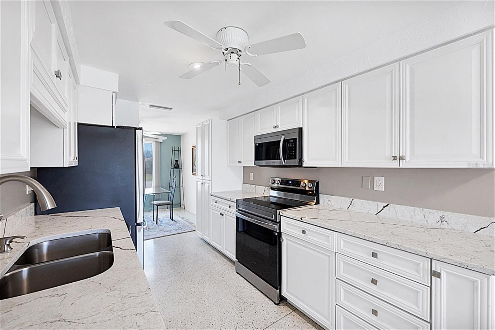 2271 SANDLEWOOD DR, VENICE, FL, 34293