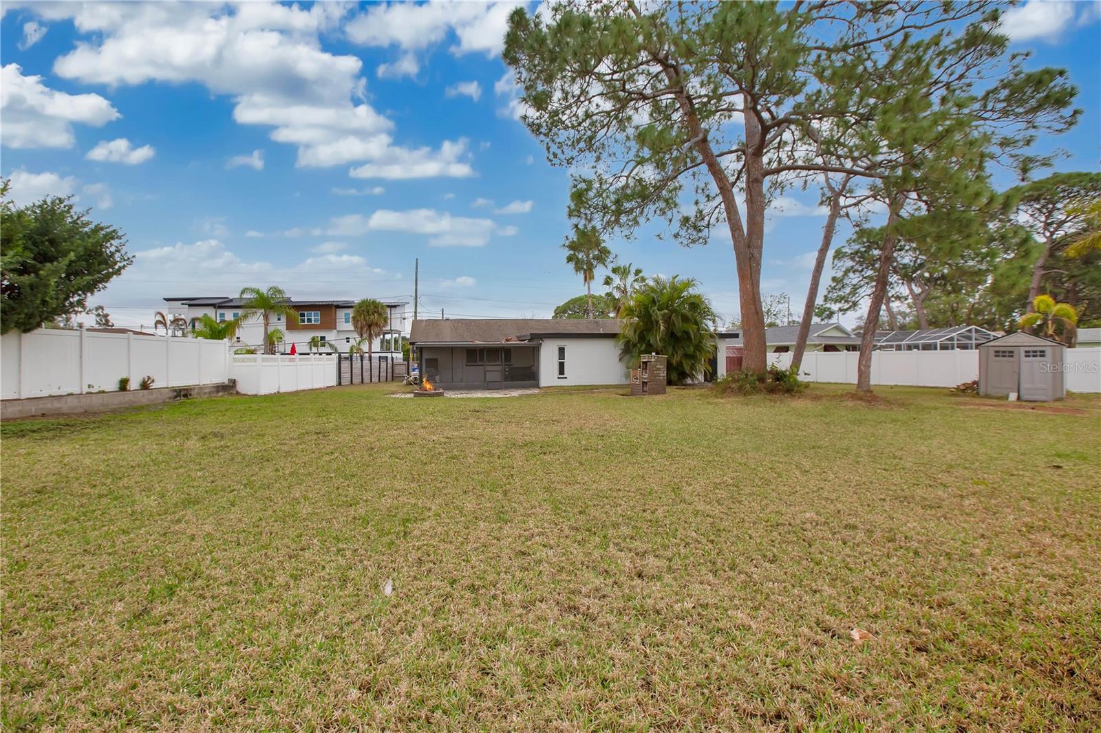 6070 DENVER ST NE, ST PETERSBURG, FL, 33703