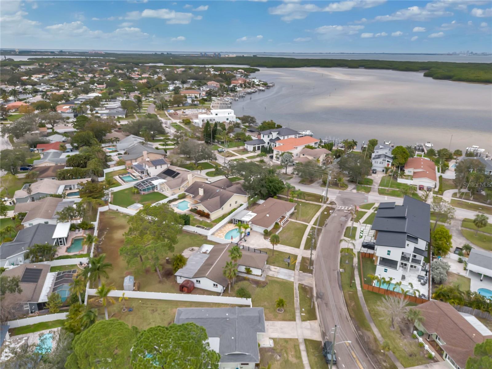 6070 DENVER ST NE, ST PETERSBURG, FL, 33703