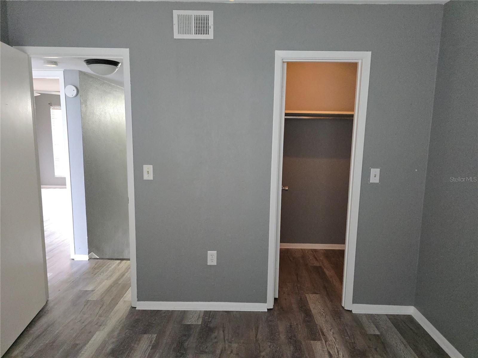 1836 N CRYSTAL LAKE DR, LAKELAND, FL, 33801