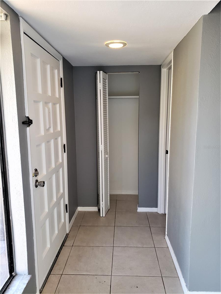 1836 N CRYSTAL LAKE DR, LAKELAND, FL, 33801