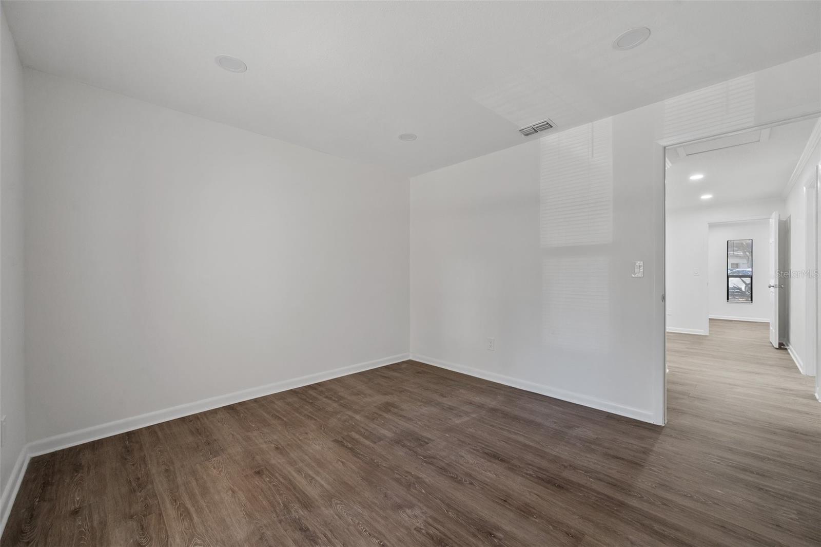 150 WHITAKER RD #A, LUTZ, FL, 33549